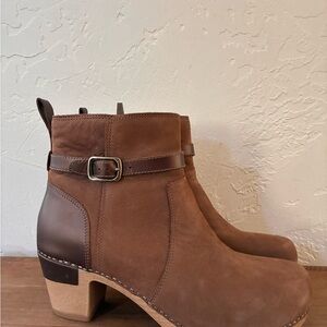 Women's Anya Biscotti Nubuck